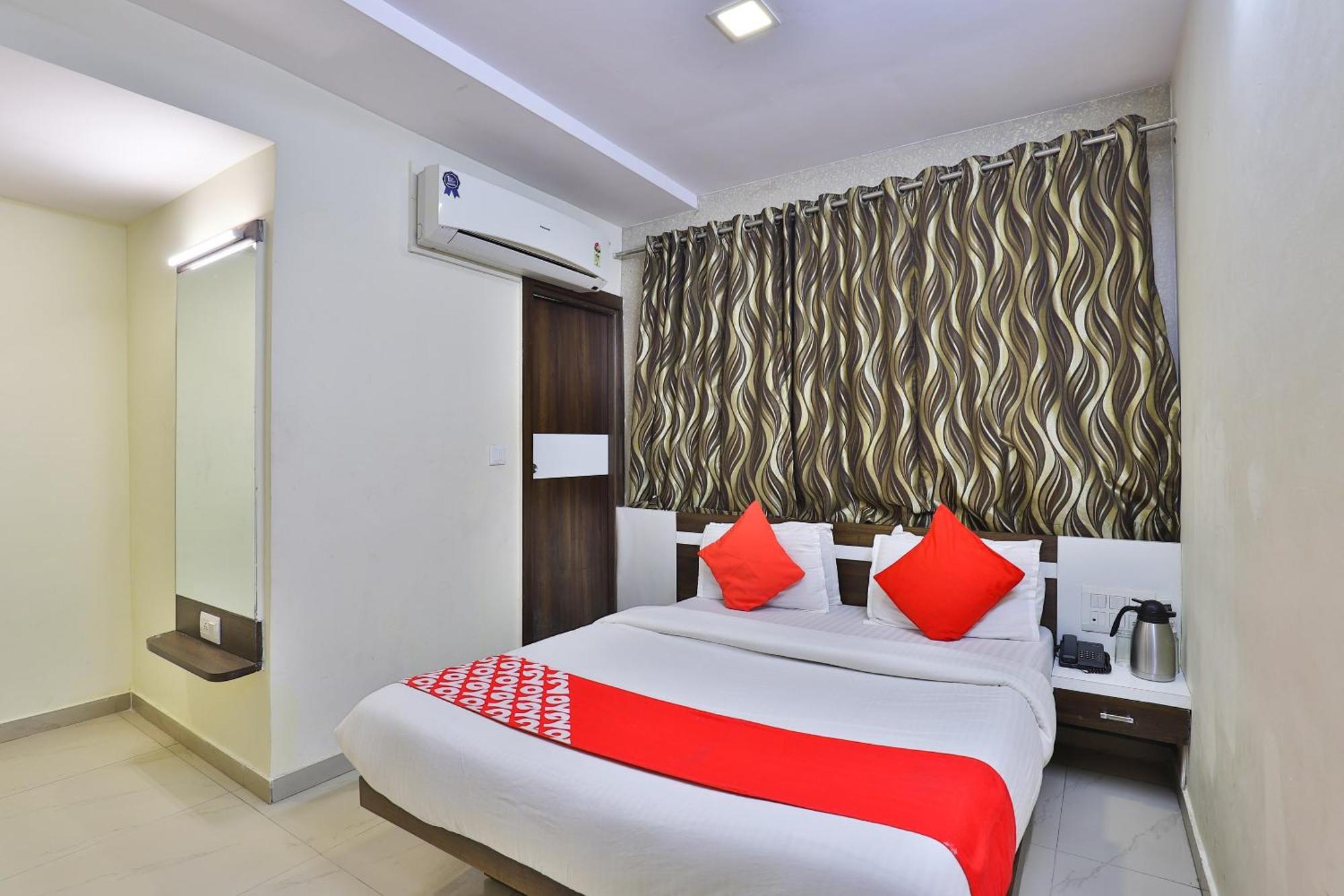 Hotel O Sri Balaji Residency Ahmedabad Exterior photo